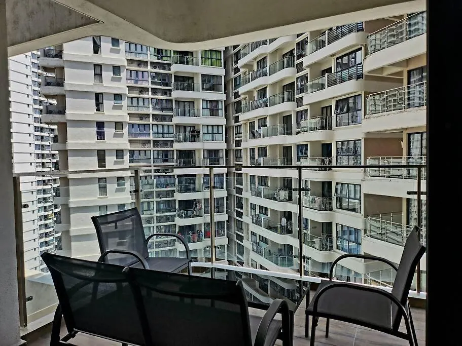 Danga Bay Designer Suites Kks Plus Collection Johor Bahru 0*,